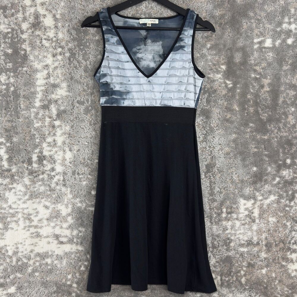 Energie Womens Size M 2 Tone Sleeveless V Neck Flare Knee Length Dress Pullover